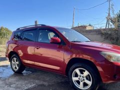 Сүрөт унаа Toyota RAV4