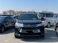 Сүрөт унаа Toyota Highlander