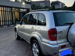 Сүрөт унаа Toyota RAV4