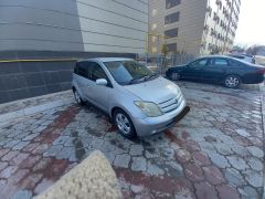 Фото авто Toyota Ist