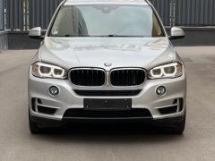 Photo of the vehicle BMW X5