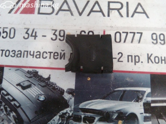 Spare Parts and Consumables - Щиток, защищающий от ударов камней, E39, 33321094081