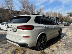 Photo of the vehicle BMW X5