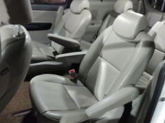 Фото авто Kia Carnival