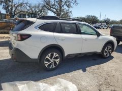 Photo of the vehicle Subaru Outback