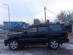 Photo of the vehicle Lexus LX