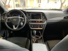 Photo of the vehicle Hyundai Sonata