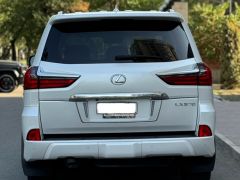 Сүрөт унаа Lexus LX