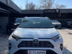 Сүрөт унаа Toyota RAV4