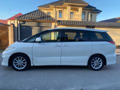 Сүрөт унаа Toyota Estima