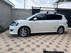 Фото авто Toyota Ipsum