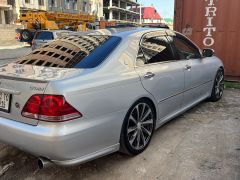 Сүрөт унаа Toyota Crown