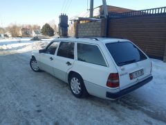 Photo of the vehicle Mercedes-Benz W124