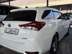 Сүрөт унаа Toyota Auris