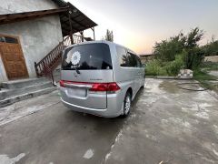 Фото авто Honda Stepwgn