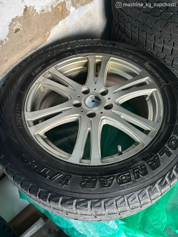 Wheel rims - Продаю комплект зимней резины Yokohama с дисками