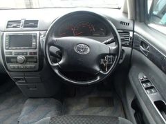 Фото авто Toyota Ipsum