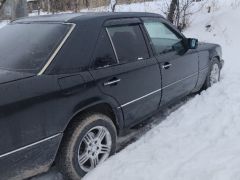 Photo of the vehicle Mercedes-Benz W124