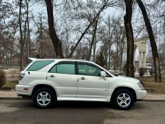 Photo of the vehicle Lexus RX