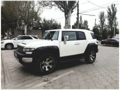 Фото авто Toyota FJ Cruiser