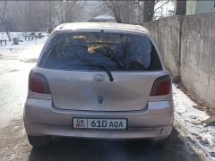 Сүрөт унаа Toyota Vitz