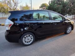 Сүрөт унаа Toyota Prius v (+)