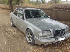 Фото авто Mercedes-Benz W124