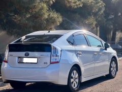 Фото авто Toyota Prius