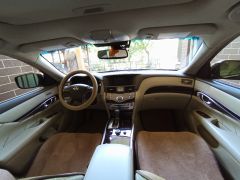 Photo of the vehicle Infiniti M