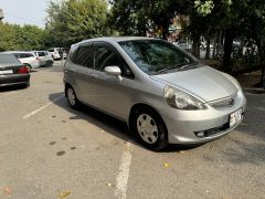 Фото авто Honda Fit