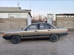 Photo of the vehicle Audi 100