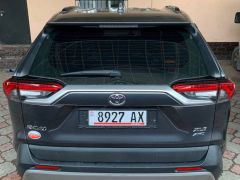 Сүрөт унаа Toyota RAV4