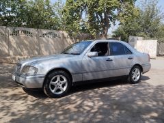 Сүрөт унаа Mercedes-Benz C-Класс