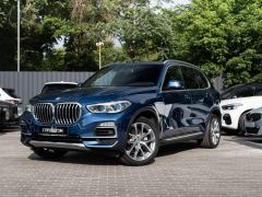 Photo of the vehicle BMW X5