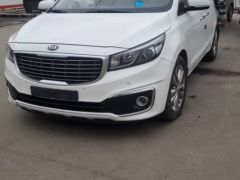 Photo of the vehicle Kia Carnival