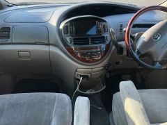 Сүрөт унаа Toyota Estima