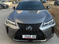 Фото авто Lexus UX