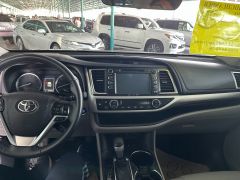 Сүрөт унаа Toyota Highlander