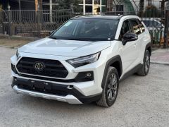 Сүрөт унаа Toyota RAV4