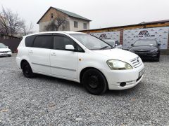 Фото авто Toyota Ipsum