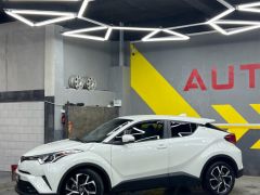 Сүрөт унаа Toyota C-HR