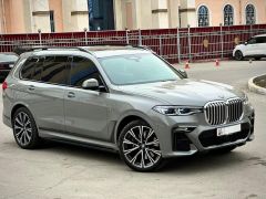 Photo of the vehicle BMW X7