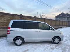 Photo of the vehicle Toyota Noah