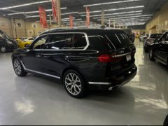 Фото авто BMW X7