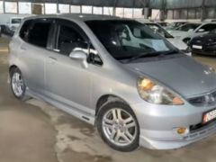 Photo of the vehicle Honda Fit