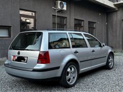 Фото авто Volkswagen Golf