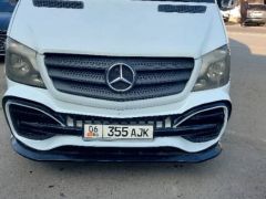 Фото авто Mercedes-Benz Туристический