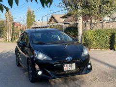 Сүрөт унаа Toyota Prius c