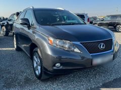 Photo of the vehicle Lexus RX