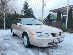 Сүрөт унаа Toyota Camry